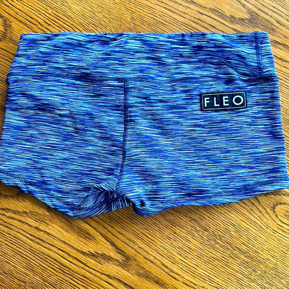 Fleo shorts like new M